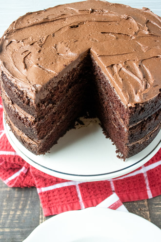 decadant chocolate layer cake